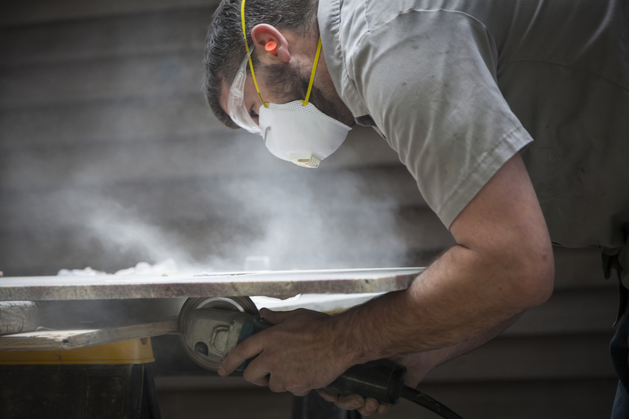 Comment choisir le bon type de granit pour votre maison ?